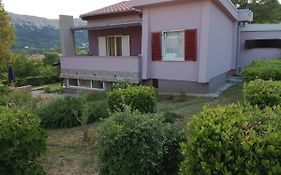 Apartman Mira